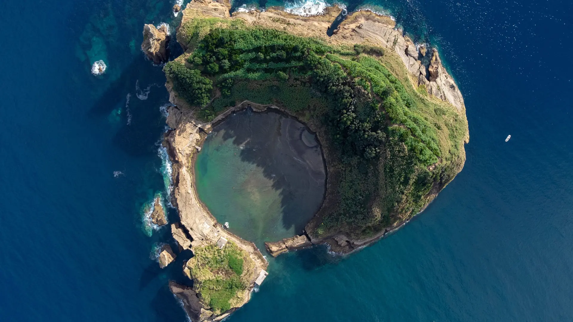 Cobia Island, Fiji