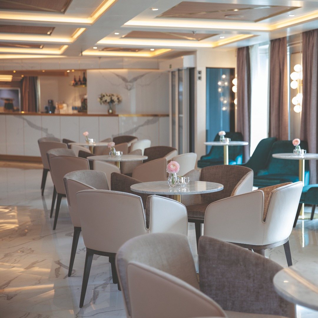 Cafe Seating