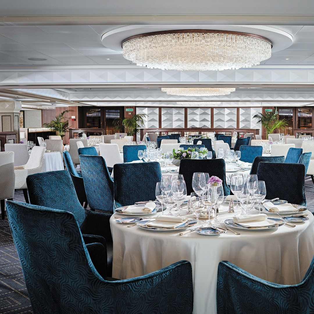 Elegant dining room