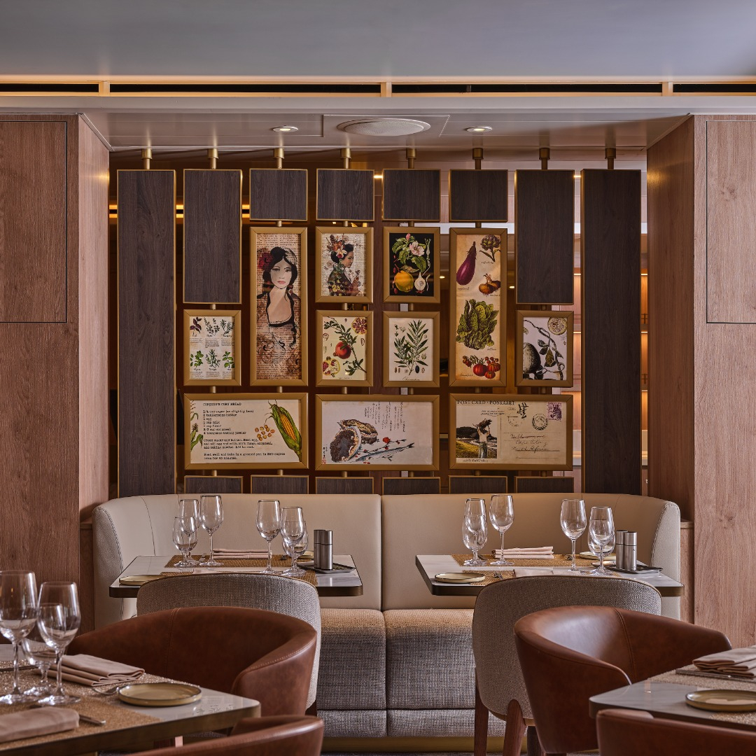 Dining room seating