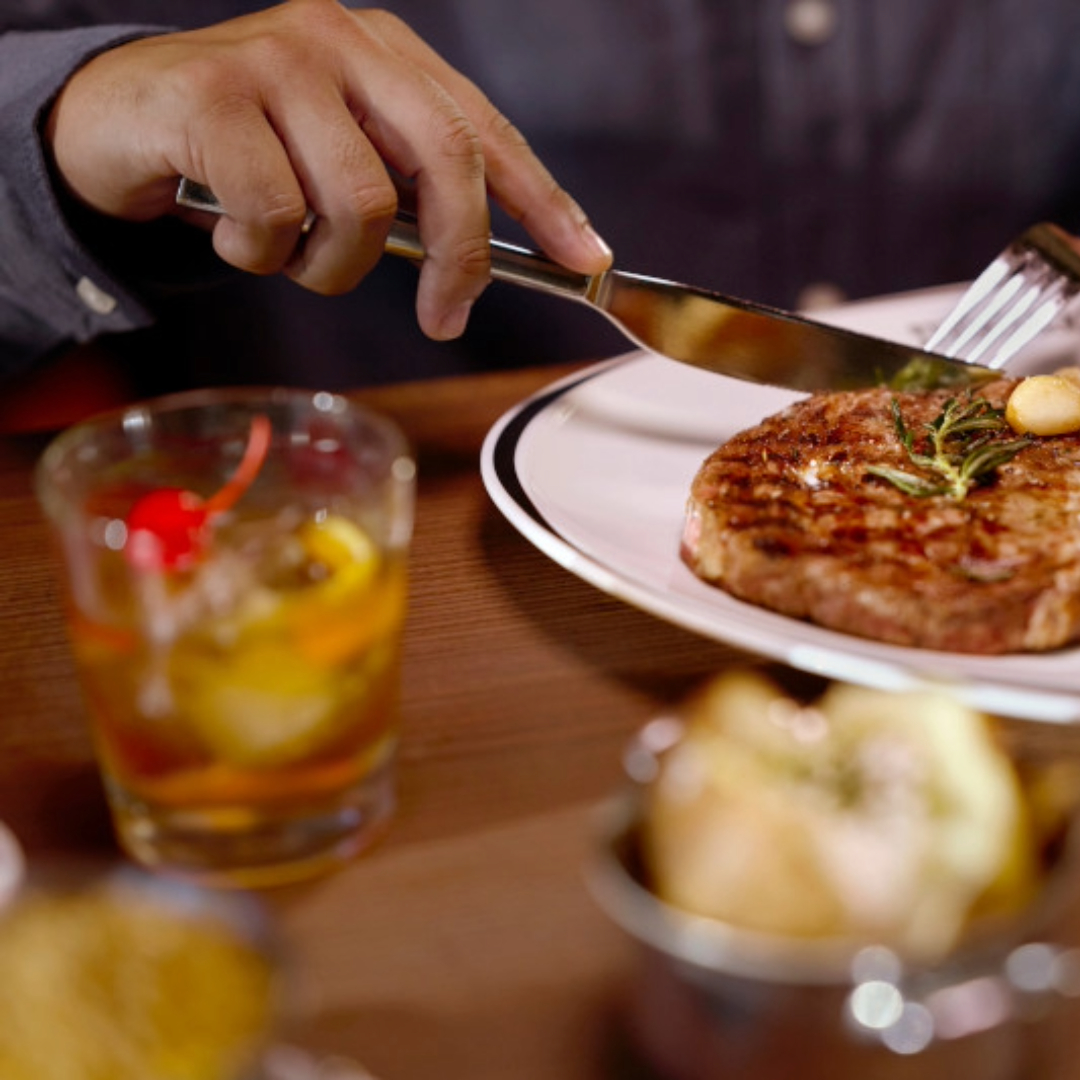 Cutting Food